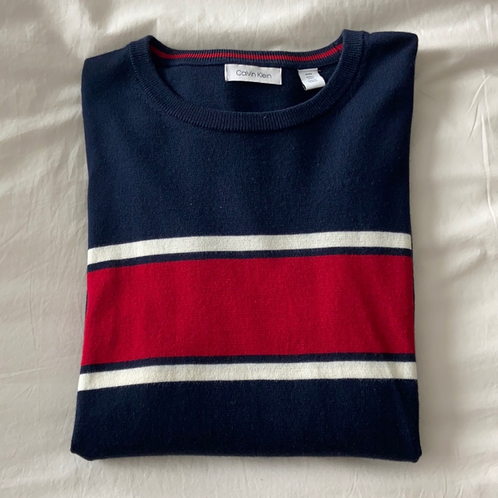 NWOT Calvin Klein lightweight sweater